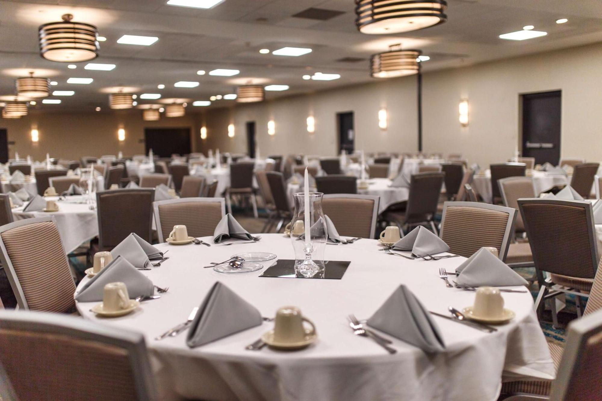 Doubletree By Hilton Neenah Extérieur photo