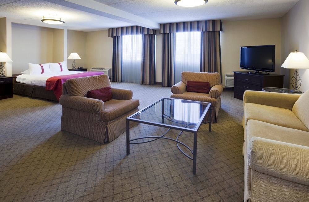Doubletree By Hilton Neenah Extérieur photo