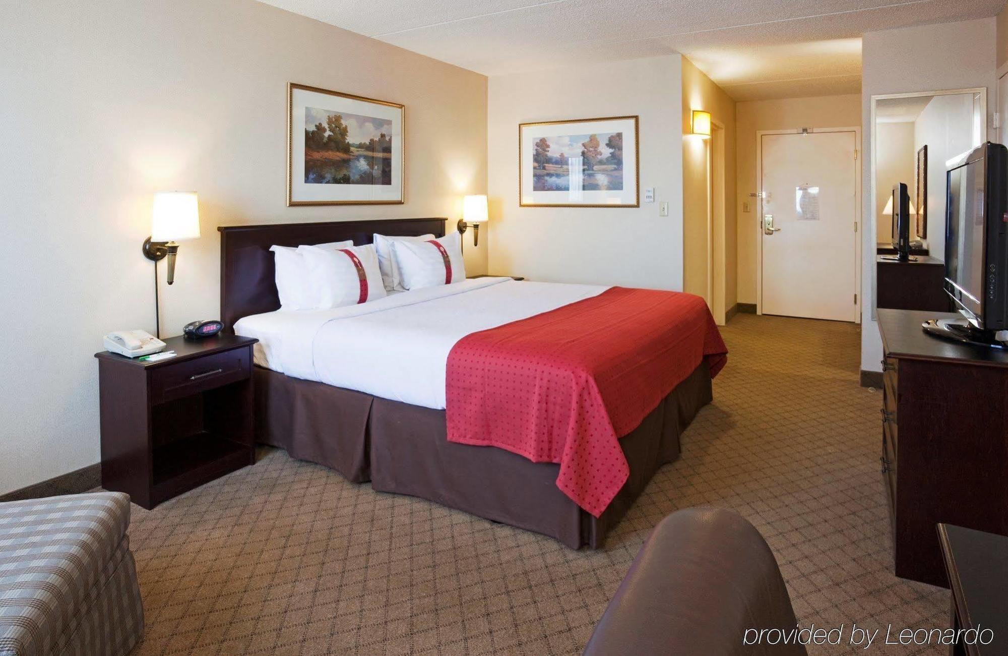 Doubletree By Hilton Neenah Extérieur photo